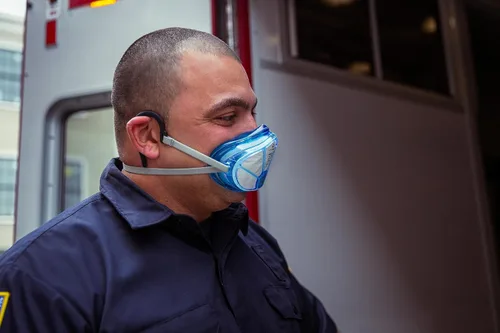 Vista 4 de Casco de repuesto compatible con respiradores Envo, cómodo de llevar durante todo el día y ajuste seguro