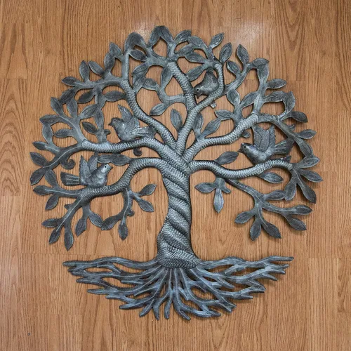 Vista 4 de Arte metálico del árbol de la vida con raíces celtas de comercio justo de Haití, 23 pulgadas
