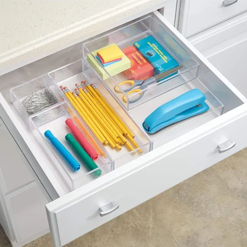 Vista 6 de Organizador Clarity de InterDesign para tocador, adecuado para cosméticos y productos de belleza, 8 x 12 x 2 pulgadas, transparente, Transparente