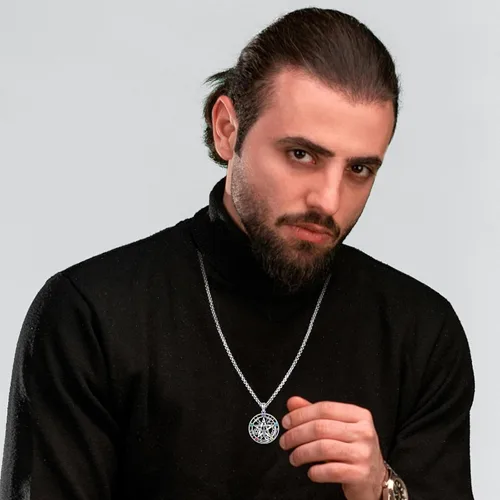 Vista 67 de Collar de pentagrama de plata de ley con triple luna, diosa celta, nudo celta, nudo de brujas, Ankh, sol y luna, Hécate, lilith, Santa Muerte