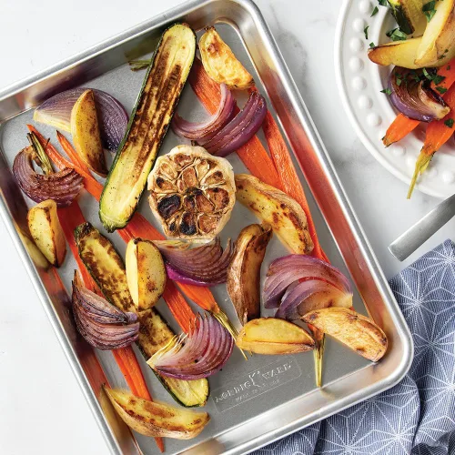 Vista 3 de Nordic Ware Naturals Bandeja de un Cuarto con Tapa