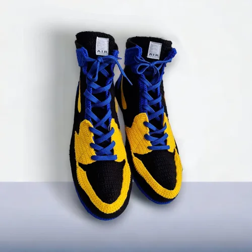 Vista 8 de Byseay - Zapatillas deportivas de ganchillo hechas a mano, calzado unisex de punto personalizado, zapatos Jordan para interiores retro acogedores