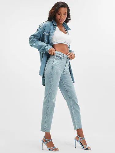 Vista 2 de GUESS Jeans Eco Slim Mom para mujer