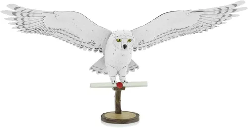 Vista 5 de Fascinations Metal Earth Premium Series Harry Potter Hedwig 3D Kit de modelo de metal con pinzas
