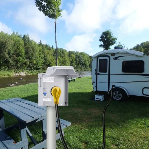 Vista 7 de Caja de disyuntores temporal de 30 amperios para RV con interruptor, Caja de disyuntores al aire libre Briidea con carcasa impermeable NEMA 3R