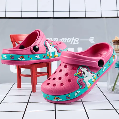 Vista 5 de OHSNMAKSL Pantuflas tipo zueco para niños, sandalias de jardín, zapatos de agua, zapatillas de deporte de dibujos animados para niños y niñas