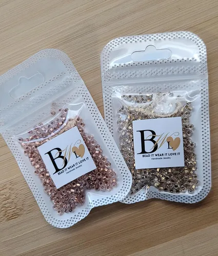 Vista 4 de Bead It Wear It Love It Cuentas de Cabello Transparentes con Forro Dorado Loc Sprinkle, Accesorios para el Cabello DreaLock Cristal Transparente