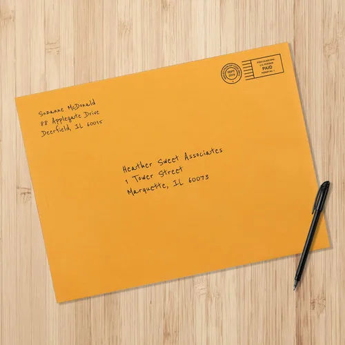 Vista 5 de Amazon Basics Sobres de papel kraft con cierre para documentos, correo engomado, 10 x 13 pulgadas, paquete de 200 unidades Marrón