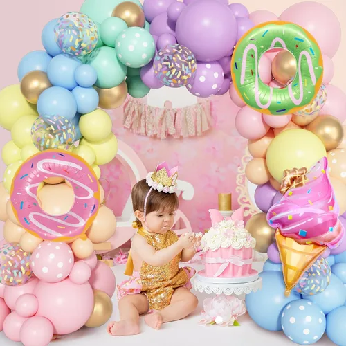 Vista 4 de Kit de guirnalda de arco de globos de dona pastel, 162 piezas de dona dos dulces uno, suministros de fiesta de cumpleaños, confeti pastel, confeti
