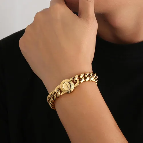 Vista 2 de KRKC&CO - Pulsera de eslabones cubanos de 12/0.551 in para hombre, chapada en oro de 18 quilates, cruz, brújula, calaveras redondas, cierre tallado