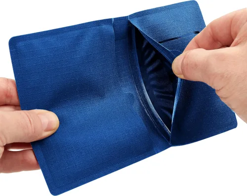 Vista 5 de Skog Å Kust Cartera impermeable flotante Plånbok