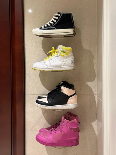 Vista 4 de IEEK Floating Shoe Display 8 Pack,Levitating Acrylic Shoe Shelf for Wall,Clear Wall Mounted Shoe Rack Sneaker Display Shelves Space Saving Shoe
