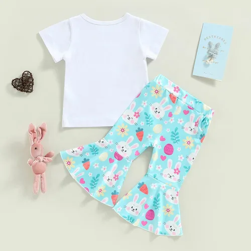 Vista 2 de Conjunto de ropa de verano con estampado de conejoletras, cuello redondo, parte superior de conejozanahoria, campana
