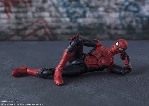 Vista 8 de TAMASHII Nations BANDAI S.H.Figuarts - Traje de Spider-Man (Spider-Man: Lejos de casa)