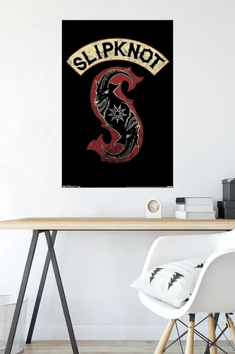 Vista 4 de Trends International Slipknot - Póster de pared de parche, 22.375 x 34 pulgadas, versión premium sin marco