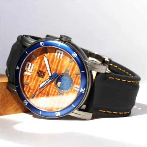 Vista 4 de The Waterman" Hawaiian Koa Wood Watch (1.850 in, Gunmetal & Silicone), plomizo, Hawaiano, Hawaii, Playa, Náutico, Waterman, Surf, Remo, Outrigger