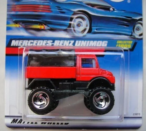 Vista 2 de HOT WHEELS MERCEDES BENZ UNIMOG #1005 NEGRO/ROJO