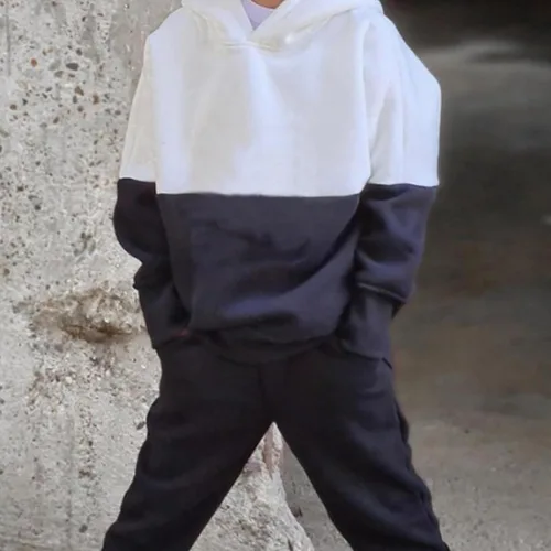 Vista 2 de Ropa de otoño e invierno para bebé, sudadera de contraste de retazos, sudadera de manga larga, sudadera con capucha y pantalones deportivos de 2