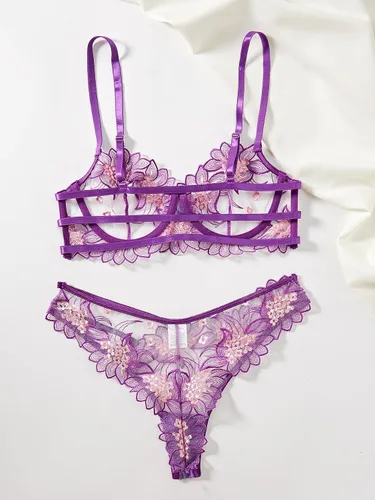 Vista 2 de WDIRARA Conjunto de lencería de 2 piezas para mujer con bordado floral y tirantes delgados