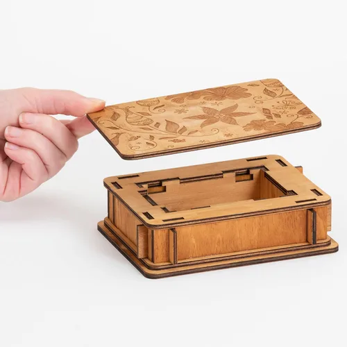 Vista 4 de Bits and Pieces - Caja Botánica Brainteaser, caja de regalo de rompecabezas de madera, compartimiento secreto, juego para el cerebro