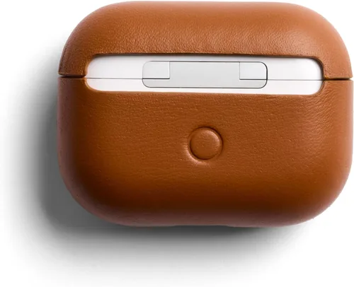 Vista 2 de Bellroy Pod Jacket Pro – Segunda Edición (Estuche de cuero para Apple AirPods Pro de segunda generación) - Terracota Funda de cuero compatible
