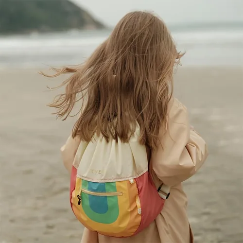 Vista 2 de Zoy zoii Bolsa con cordón para niños, bonita bolsa de regalo para niñas, niños, deportes, campamento, viajes al aire libre, Arco iris