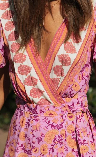 Vista 8 de ZESICA - Vestido corto con cuello en V cruzado para mujer, estampado floral bohemio, con vuelos, acampanado, vestido de verano 2024 para la playa