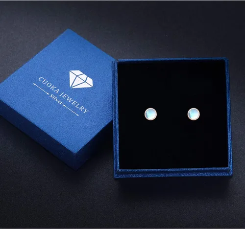 Vista 6 de Aretes para orejas sensibles, aretes de piedra lunar sintética, aretes redondos de plata de ley para mujer