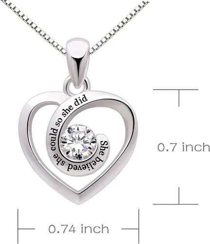 Vista 3 de ALOV Joyería de plata de ley con colgante de circonita cúbica de corazón con texto en inglés She believed she could so she did