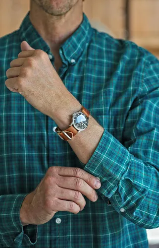 Vista 3 de Da Luca Hecho en Estados Unidos Horween Leather 1 pieza correa de reloj militar (hebilla mate) 0.709 in 0.787 in 0.866 in 0.945 in 1.024 in Essex
