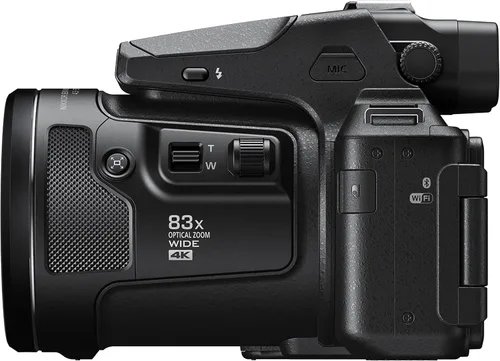 Vista 6 de Nikon COOLPIX P950 Ultimate Bundle: zoom óptico 83x, video 4K UHD, tarjeta SD de 64 GB, bolsa para cámara, trípode, kit de filtro de 3 piezas