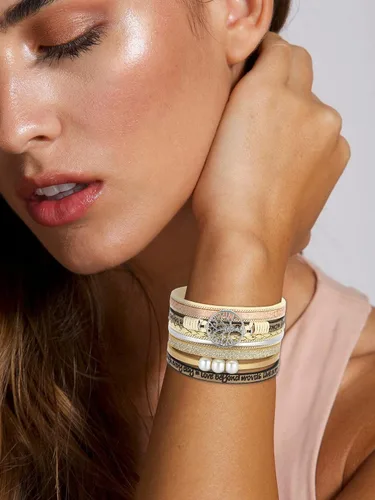 Vista 2 de Pulsera envolvente de cuero turquesa, pulseras de cuentas en capas para mujer, pulseras de plumas multicapa, pulsera bohemia occidental para mujer
