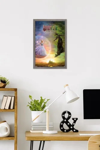 Vista 2 de Wicked: For Good (2025) - Póster de pared de una hoja de burbujas, 22.4 pulgadas de largo x 14.7 pulgadas de ancho, versión enmarcada de madera