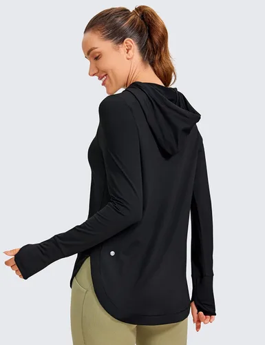 Vista 2 de CRZ YOGA Camiseta de manga larga para mujer, sudadera con capucha atlética, sudadera deportiva con agujero para el pulgar