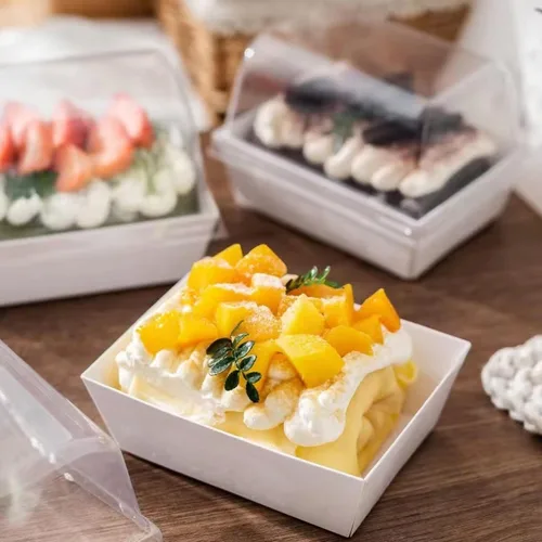Vista 2 de RomanticBaking Paquete de 100 cajas de charcutería de 4 x 4 x 2.55 pulgadas con tapas transparentes, cajas de galletas, cajas de panadería, cajas