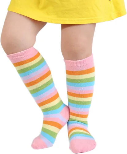Vista 7 de EPEIUS Calcetines altos a la rodilla con rayas arco iris para bebé, medias de tubo antideslizantes, calcetines de fútbol para niños pequeños y niños