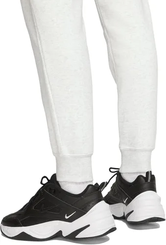 Vista 4 de Nike NSW - Pantalón ajustado de vellón estilo Varsity para mujer