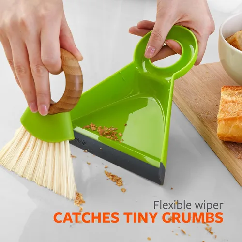 Vista 4 de Full Circle Tiny Team, Mini Cepillo Compacto y Juego de Recogedor, Escoba de Mano Portátil para Limpiezas Rápidas, Ideal para Hogar, Baño, Encimeras
