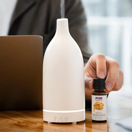 Vista 6 de NOW Aceites esenciales, aceite de incienso, aroma centrado de aromaterapia, destilado al vapor, 100% puro, vegano, tapa resistente a los niños, 1