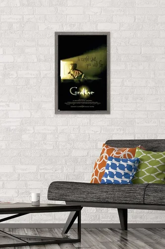 Vista 2 de Trends International Coraline - Póster de pared con texto en inglés «Be Careful» Versión enmarcada Barnwood
