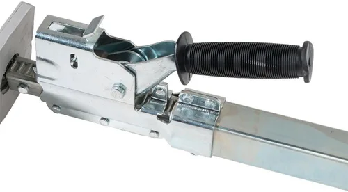 Vista 9 de Mytee Products Barra de carga de gato de carga de 86 a 114 pulgadas con tubo de acero cuadrado soldado y patas de goma pivotantes atornilladas