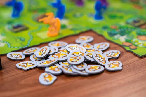 Vista 3 de Northgard: Uncharted Lands Juego de mesa de estrategia para adolescentes y adultos Aventura vikinga basada en el popular videojuego Campaña 4X