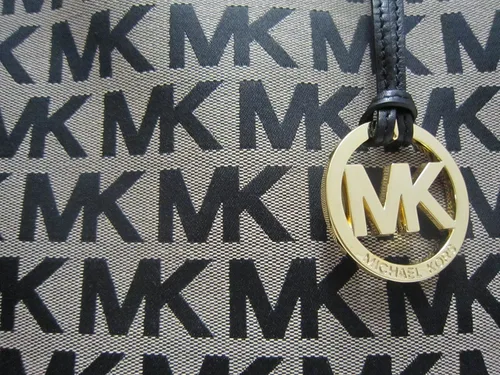 Vista 2 de Michael Kors Jet Set MK Signature JQD, BeigeNegroNegro, BegieNegroNegro