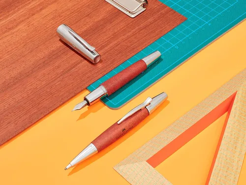 Vista 2 de Faber-Castell e-motion Pluma estilográfica, Madera y Cromo Marrón - Extra Fina Pluma estilográfica de madera de diseño exquisito, con plumín