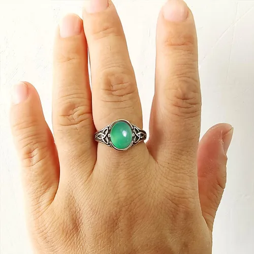 Vista 5 de Anillo vikingo de piedra natural ovalada con nudo celta, plata de ley S925 retro, anillo de cristal gótico punk para mujer