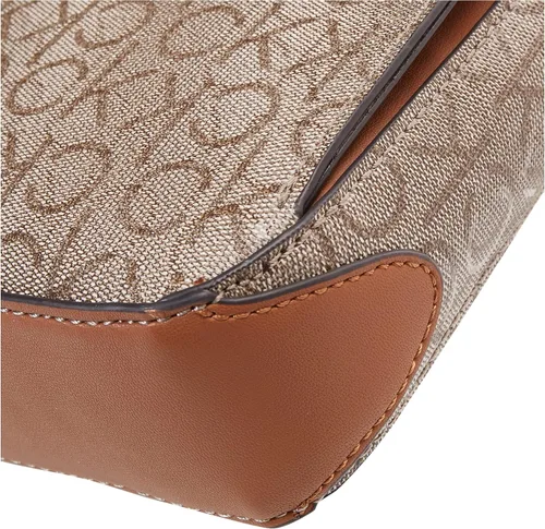Vista 7 de Calvin Klein Women's Lucy Triple Compartment Shoulder Bag