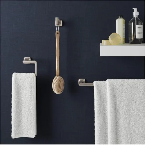Vista 4 de Pfister Vaneri BTBVRI1GS - Toallero de baño para baño, 18 pulgadas, montaje en pared, atornillado, acabado de níquel cepillado, defensa antimanchas
