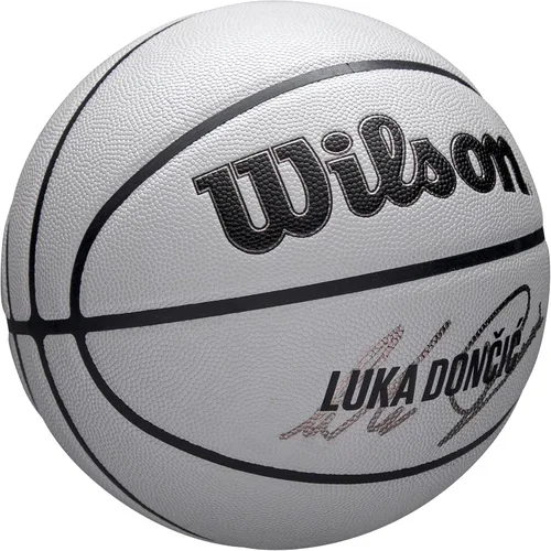Vista 2 de WILSON NBA Player Icon - Baloncesto UV, Luka Doncic, tamaño 7-29.5 pulgadas