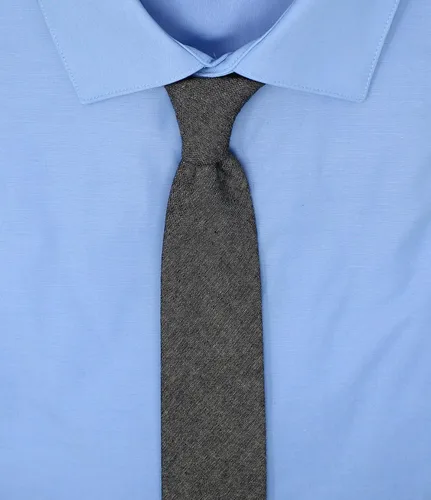 Vista 47 de Corbata delgada de algodón cambray para hombre, estilo desgastado texturizado - 2 1/2 pulgadas de ancho