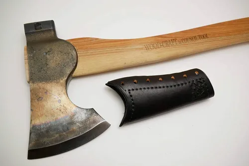 Vista 2 de Protector/Collar de mango de hacha de cuero (Council Tool 2# Wood-Craft Camp Carver, 16″, marrón)